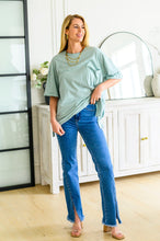 Load image into Gallery viewer, W23 JB Caitlin High Rise Split Hem Straight Jeans