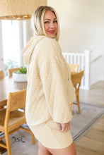 Load image into Gallery viewer, SP24- Chilling Out Quilted Pullover