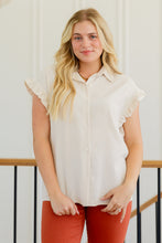 Load image into Gallery viewer, Day Date Ruffle Sleeved Blouse- 111 NORTH