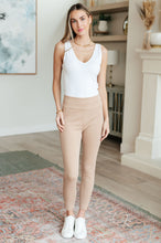 Load image into Gallery viewer, Magic Skinny Pants in Twelve Colors- DEAR SCARLETT