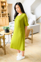 Load image into Gallery viewer, SP24- Easy Going Shift Dress (Reg & Curvy)
