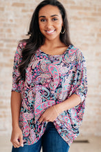 Load image into Gallery viewer, DEAR SCARLETT- Essentially You Top in Pink Paisley