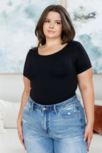 Load image into Gallery viewer, YALETE- Everyday Scoop Neck Short Sleeve Top in Black