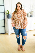 Load image into Gallery viewer, SP24- Floral Ties Top in Taupe