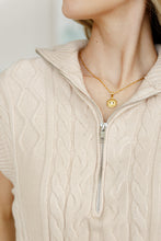 Load image into Gallery viewer, **FLASH DEAL** (REG $48) HEYSON- Golf At Four Cable Knit Vest