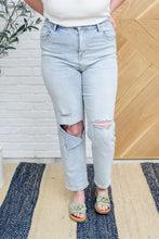 Load image into Gallery viewer, Good Karma Light Wash Distressed Jeans