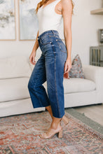 Load image into Gallery viewer, JUDY BLUE- Hayes High Rise Wide Leg Crop Jeans