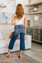Load image into Gallery viewer, JUDY BLUE- Hayes High Rise Wide Leg Crop Jeans