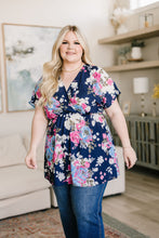 Load image into Gallery viewer, Hello Hummingbird Floral Top