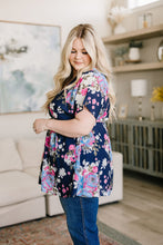 Load image into Gallery viewer, Hello Hummingbird Floral Top