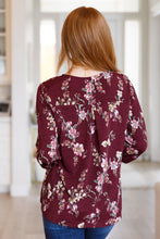 Load image into Gallery viewer, DEAR SCARLETT- Hometown Classic Top in Wine Floral