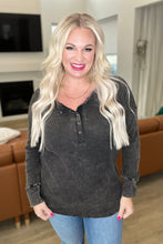 Load image into Gallery viewer, SP24- Mineral Wash Baby Waffle Henley in Ash Black