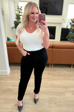 Load image into Gallery viewer, JUDY BLUE- Reese Rhinestone Slim Fit Jeans in Black