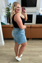 Load image into Gallery viewer, JUDY BLUE- Willa High Rise Cutoff Shorts