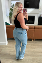 Load image into Gallery viewer, JUDY BLUE- Mildred High Rise V Front Waistband Straight Jeans