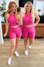 Load image into Gallery viewer, RAE MODE- I'm Walkin' Here Biker Shorts