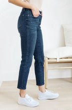 Load image into Gallery viewer, W23 Mid-Rise Relaxed Fit Mineral Wash Jeans