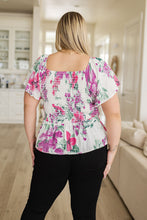 Load image into Gallery viewer, Oh So Simple Floral Blouse
