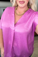 Load image into Gallery viewer, ANDREE BY UNIT- Pleat Front V-Neck Top in Spring Orchid