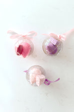 Load image into Gallery viewer, W23 Pretty Things On The Tree Gift Ornaments