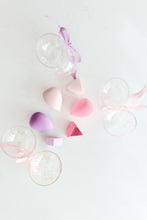 Load image into Gallery viewer, W23 Pretty Things On The Tree Gift Ornaments