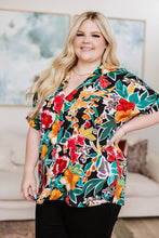 Load image into Gallery viewer, SP24- Pretty in Paradise Floral Blouse