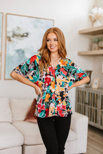 Load image into Gallery viewer, SP24- Pretty in Paradise Floral Blouse