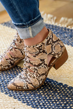 Load image into Gallery viewer, SP24- Sadie Ankle Boots In Snakeskin