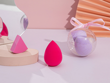 Load image into Gallery viewer, W23 Pretty Things On The Tree Gift Ornaments