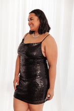 Load image into Gallery viewer, SP24- Shining in Sequins Dress in Black