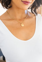 Load image into Gallery viewer, Waterproof, No Tarnish, Simple Sunflower Pendent Necklace