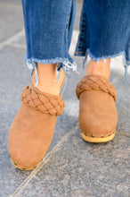 Load image into Gallery viewer, W23 Taylor Braided Clogs In Brown
