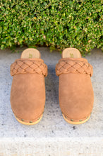 Load image into Gallery viewer, W23 Taylor Braided Clogs In Brown