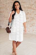 Load image into Gallery viewer, AVE SHOPS- The Real Deal Crossbody