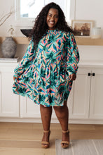 Load image into Gallery viewer, SP24- Thrill of it All Floral Dress (Reg & Curvy)