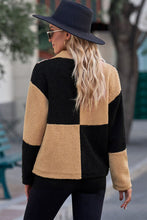 Load image into Gallery viewer, Color Block Snap Down Collared Neck Jacket