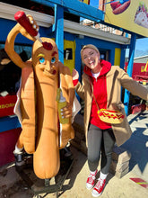 Load image into Gallery viewer, Classic Hot Dog Handbag by Bewaltz
