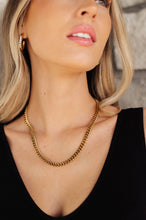 Load image into Gallery viewer, Waterproof, No Tarnish, Chain Reaction Gold Plated Choker

