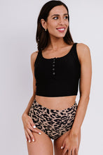 Load image into Gallery viewer, Black Sleeveless Fashion Print Tankini Set
