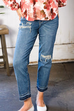 Load image into Gallery viewer, JUDY BLUE Boyfriend Fit Rip Denim Jeans
