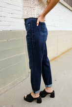 Load image into Gallery viewer, Judy Blue High-Rise Boyfriend Dark Blue Wash Jeans
