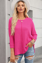 Load image into Gallery viewer, Rose Red Textured Center Seam Long Sleeve Split Top
