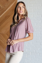 Load image into Gallery viewer, CENTER &amp; MAIN-Best Chance Pleat Front Blouse
