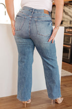 Load image into Gallery viewer, JUDY BLUE- Bree High Rise Control Top Distressed Straight Jeans
