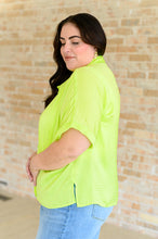 Load image into Gallery viewer, Bright Idea Button Down in Citrus- JODIFL
