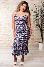 Load image into Gallery viewer, Brooklyn Bodycon Dress in Floral- WITH LOVE MOLLY
