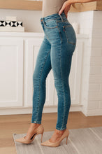 Load image into Gallery viewer, JUDY BLUE- Bryant High Rise Thermal Skinny Jean
