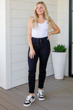 Load image into Gallery viewer, Carmen Double Cuff Joggers in Black- JUDY BLUE
