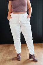 Load image into Gallery viewer, JUDY BLUE- Charlene High Rise Contrast Thread Jogger in Ecru
