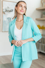 Load image into Gallery viewer, DEAR SCARLETT- Magic 3/4 Blazer in Nine Colors
